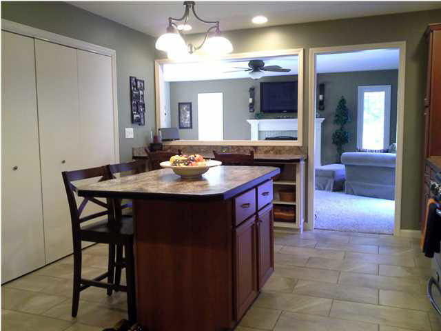 1216 E Hillsdale Rd, Evansville, IN 47725 photo 7