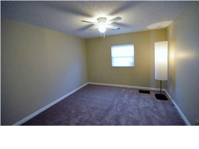 3211 S Weinbach Ave, Evansville, IN 47714 photo 16