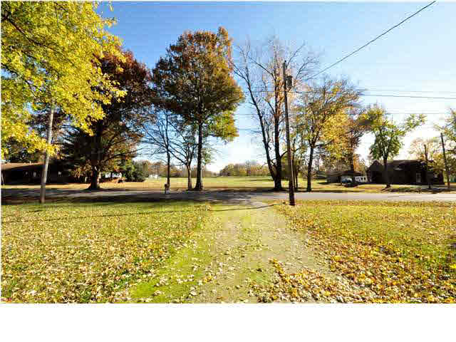 3211 S Weinbach Ave, Evansville, IN 47714 photo 17