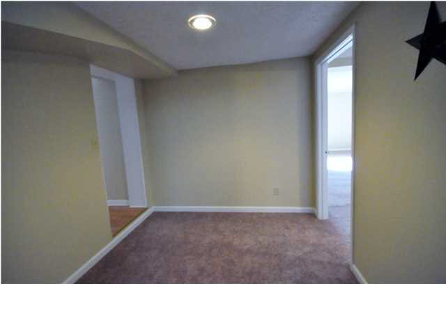 3211 S Weinbach Ave, Evansville, IN 47714 photo 10
