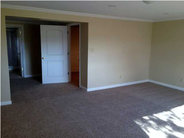 3211 S Weinbach Ave, Evansville, IN 47714 photo 7