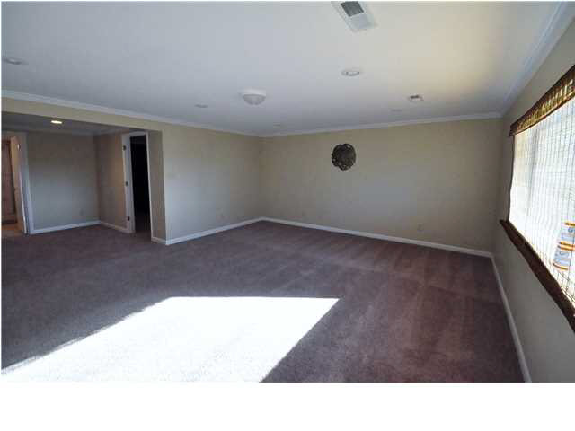 3211 S Weinbach Ave, Evansville, IN 47714 photo 6