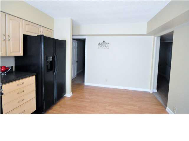 3211 S Weinbach Ave, Evansville, IN 47714 photo 3