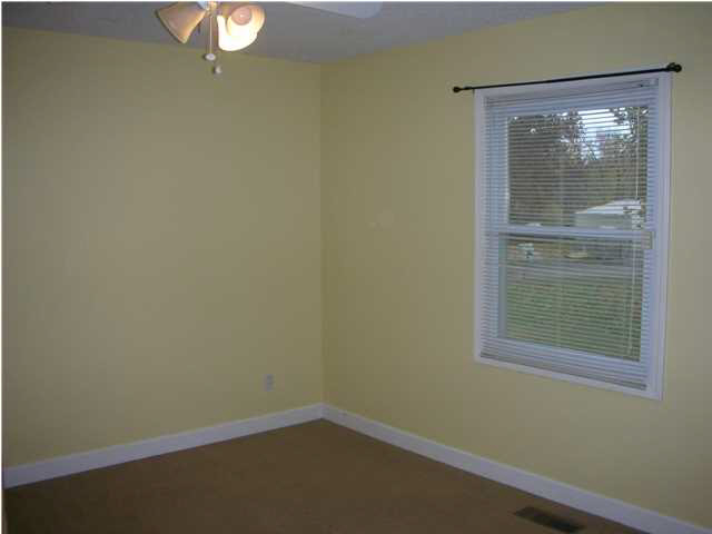 7421 New Harmony Rd, Evansville, IN 47720 photo 9