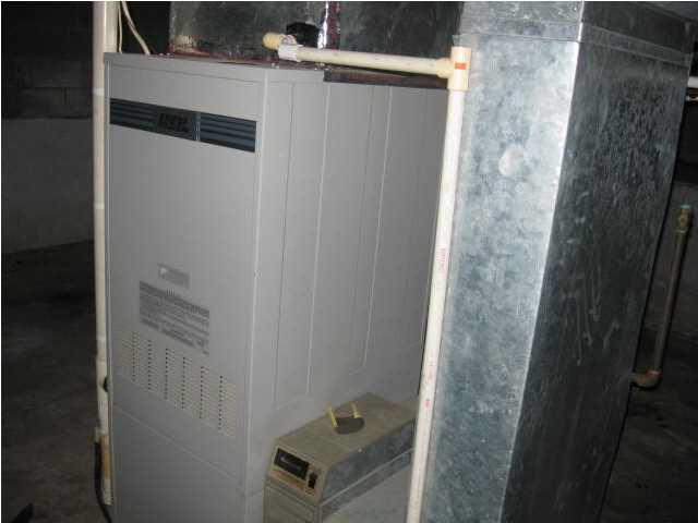 301 E Lafayette St, Winslow, IN 47598 photo 9