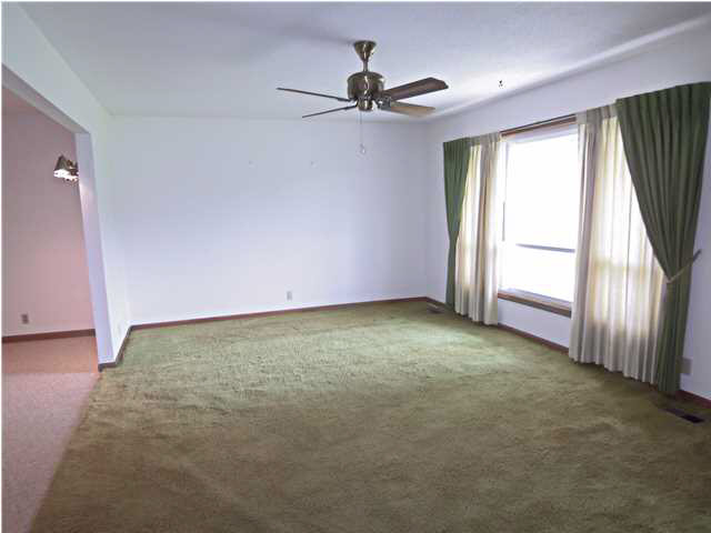 3400 Koressel Rd, Evansville, IN 47720 photo 7