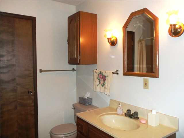 6912 Gardner Rd, Chandler, IN 47610 photo 22