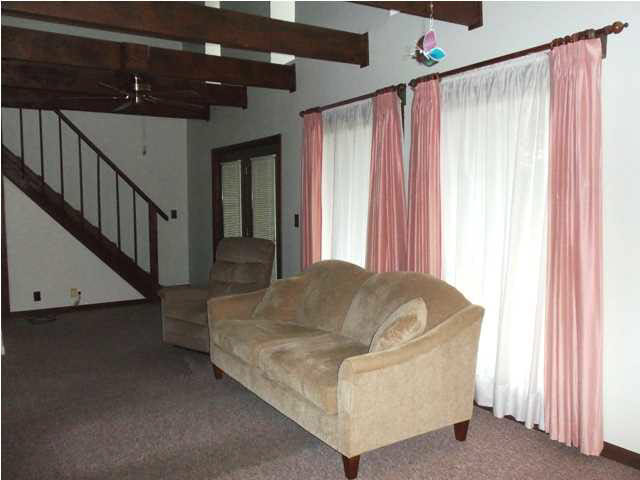 6912 Gardner Rd, Chandler, IN 47610 photo 4