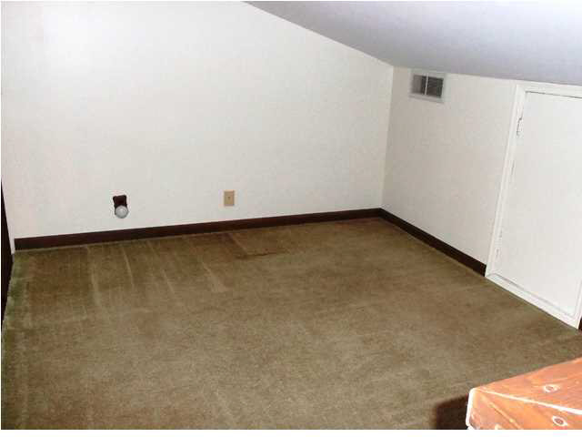 6912 Gardner Rd, Chandler, IN 47610 photo 27