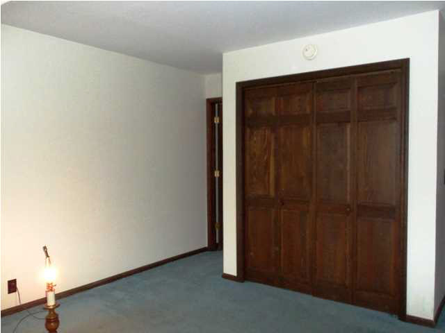 6912 Gardner Rd, Chandler, IN 47610 photo 17