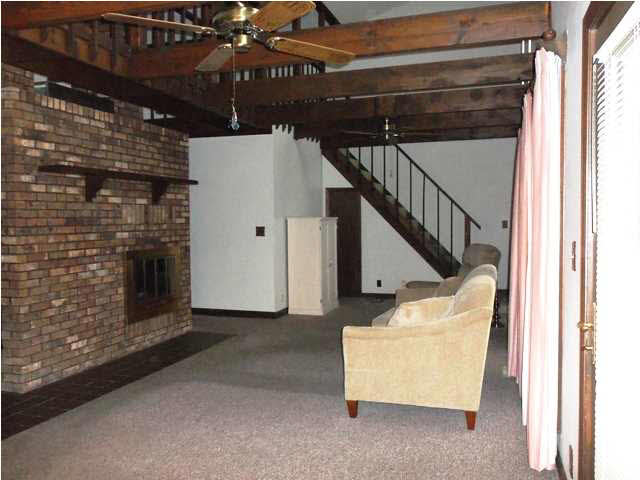 6912 Gardner Rd, Chandler, IN 47610 photo 5