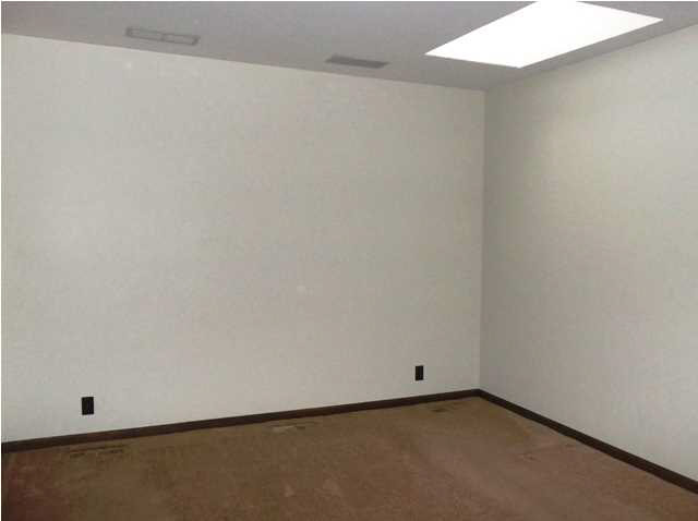 6912 Gardner Rd, Chandler, IN 47610 photo 20