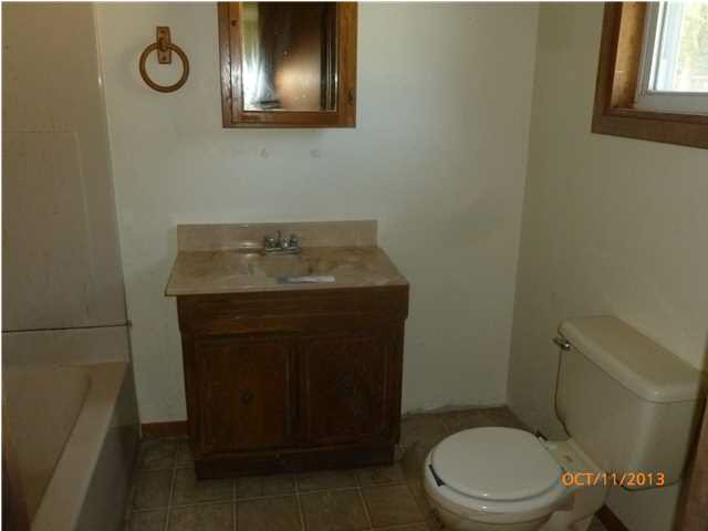 515 N Park Ave, Jasonville, IN 47438 photo 9