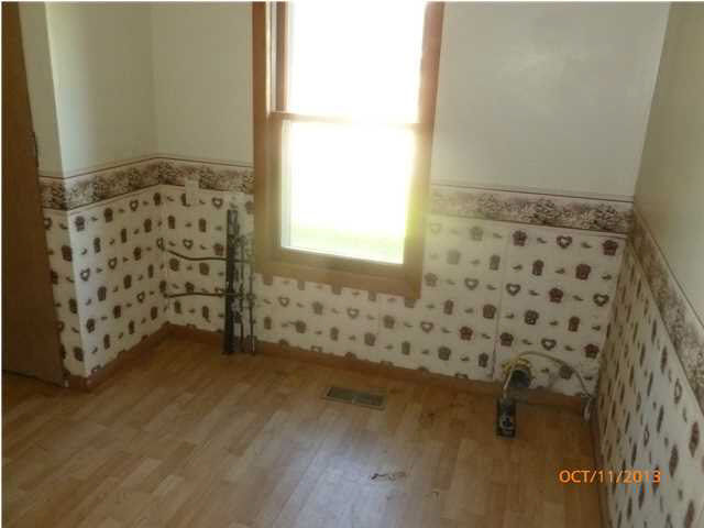 515 N Park Ave, Jasonville, IN 47438 photo 8