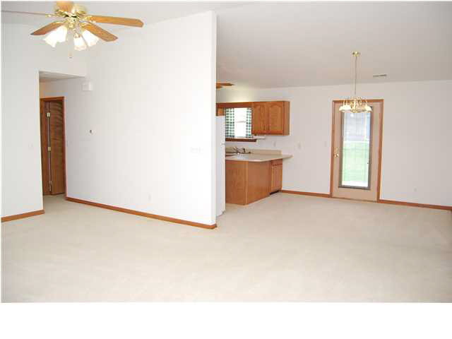 4532 Obing Strasse, Jasper, IN 47546 photo 3