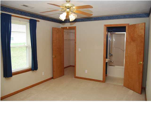 4532 Obing Strasse, Jasper, IN 47546 photo 6