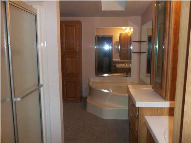 422 N Westview Dr, Montgomery, IN 47558 photo 2