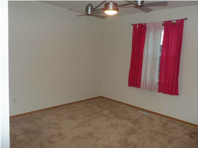422 N Westview Dr, Montgomery, IN 47558 photo 7