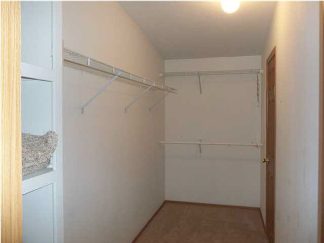 422 N Westview Dr, Montgomery, IN 47558 photo 10