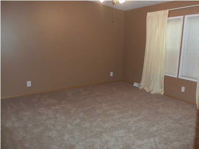 422 N Westview Dr, Montgomery, IN 47558 photo 9