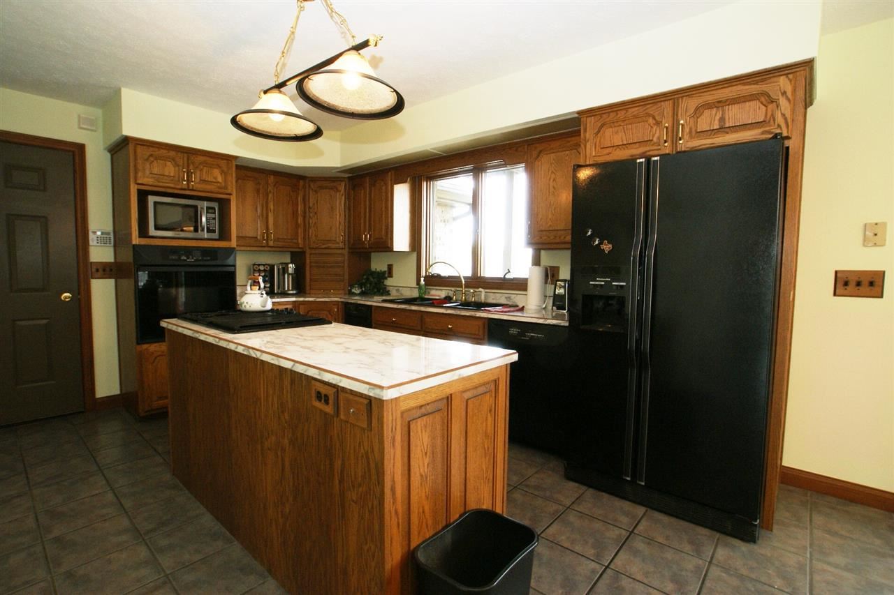 1586 Foxfire Ln, Kokomo, IN 46902 photo 7
