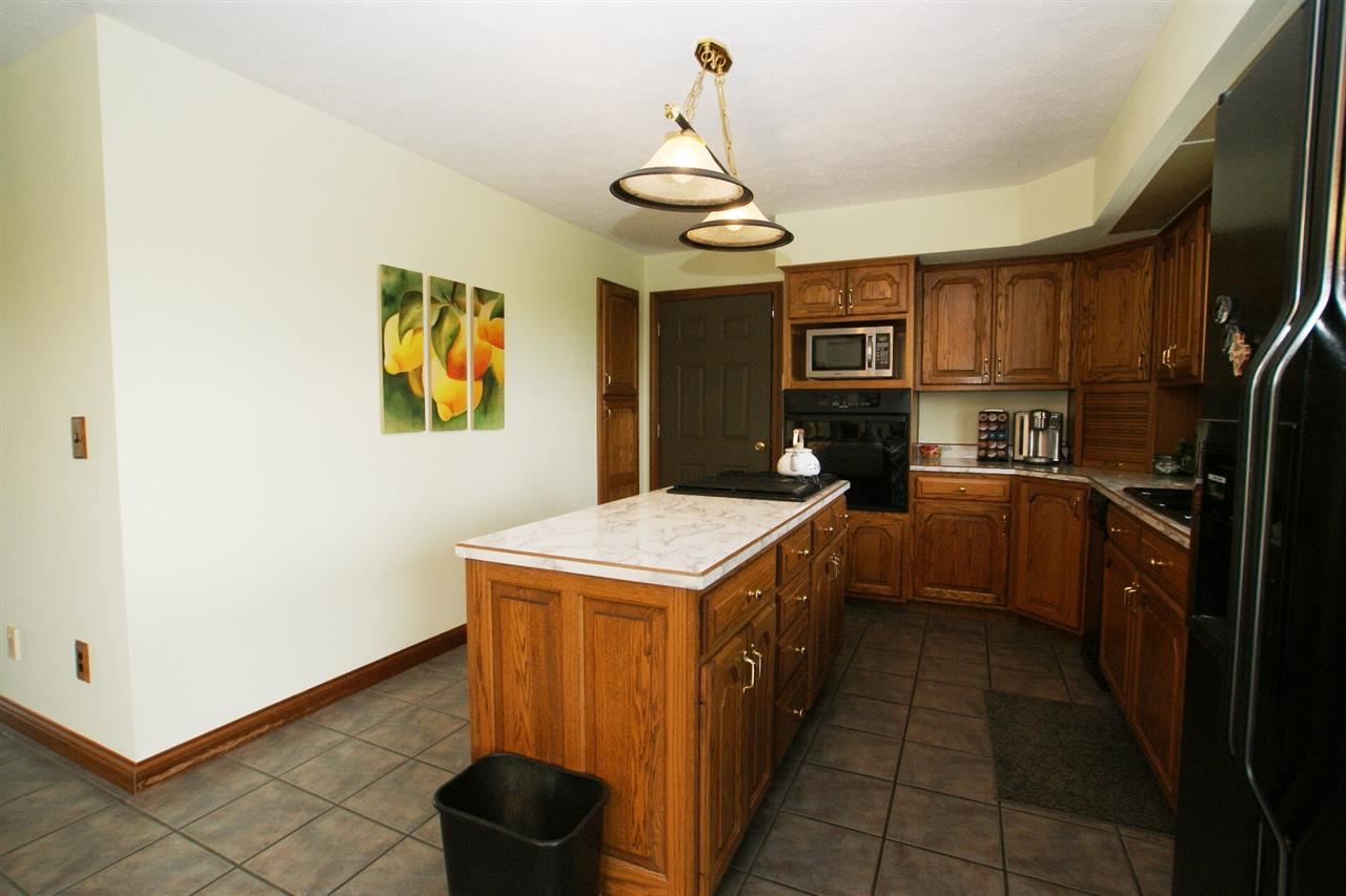 1586 Foxfire Ln, Kokomo, IN 46902 photo 6