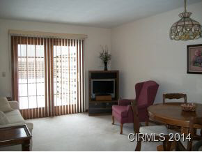 213 Doral Park Dr, Kokomo, IN 46901 photo 3