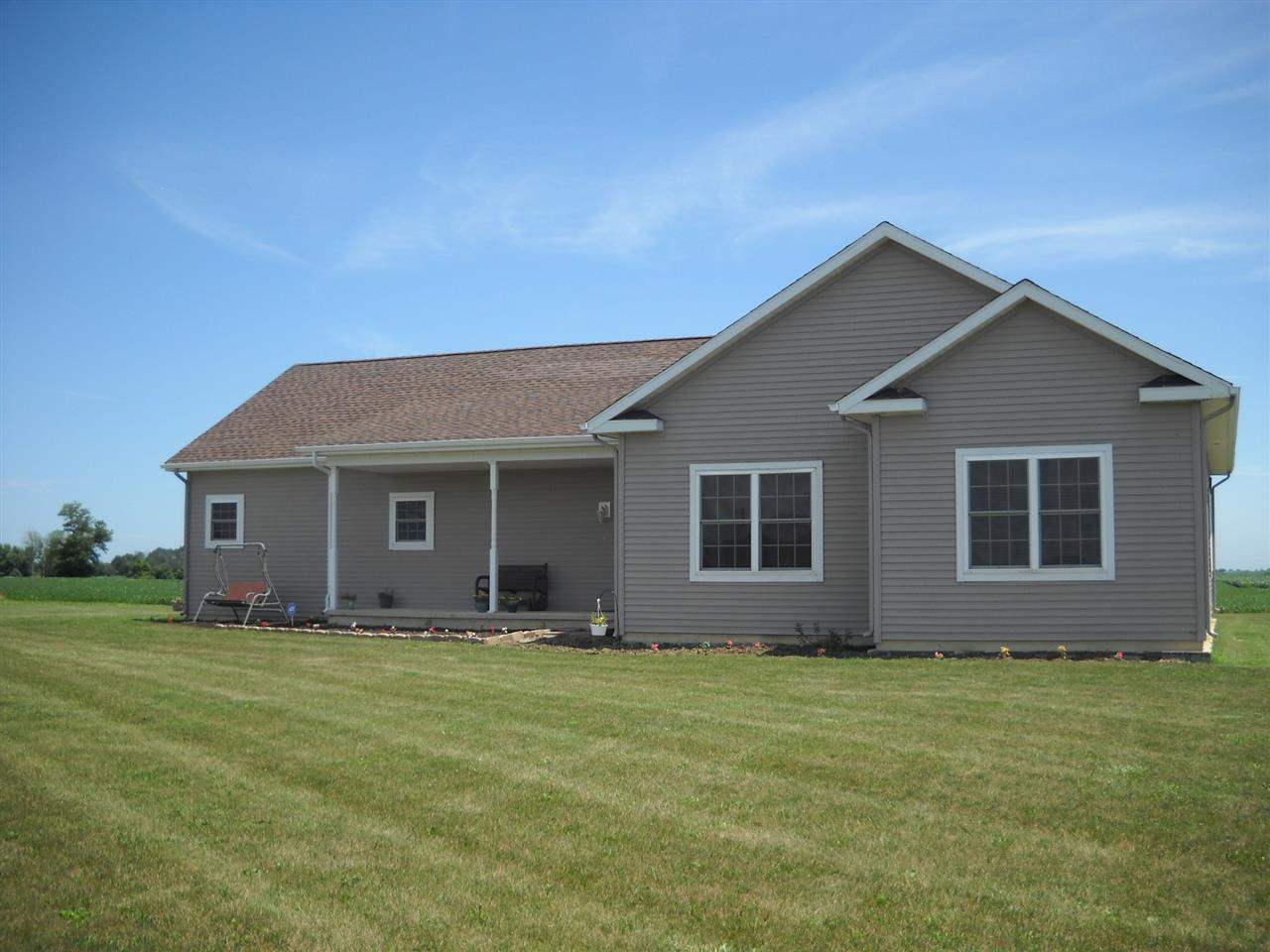 9685 S 25 W, Bunker Hill, IN 46914 photo 2