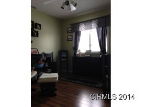 704 S 3rd St, Swayzee, IN 46986 photo 11