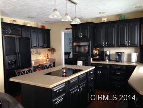 704 S 3rd St, Swayzee, IN 46986 photo 4