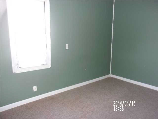 1613 S Bosse Ave, Evansville, IN 47712 photo 6
