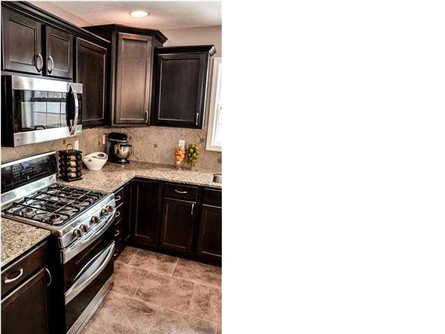 15309 Aj Dr, Evansville, IN 47725 photo 3