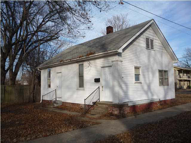 908 E Cherry St, Evansville, IN 47714 photo 2