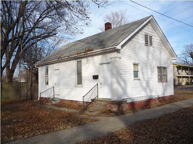 908 E Cherry St, Evansville, IN 47714 photo 1