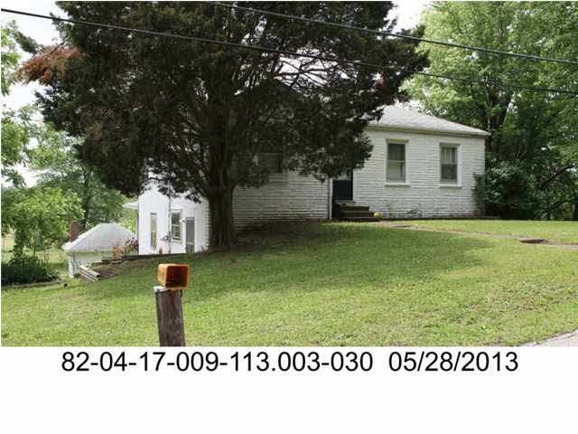 417 Campbell Rd, Evansville, IN 47725 photo 4
