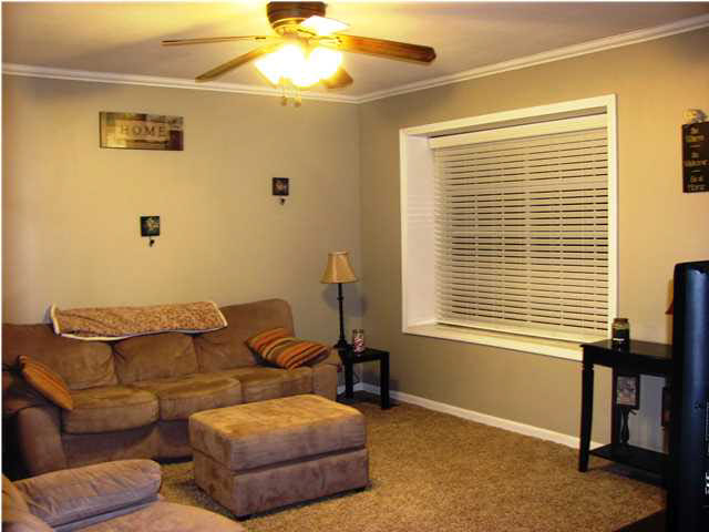 7624 Rock Creek Ln, Evansville, IN 47711 photo 3