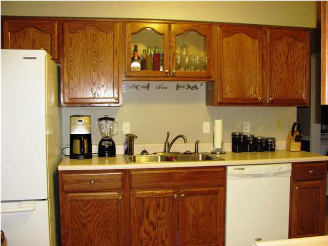 7624 Rock Creek Ln, Evansville, IN 47711 photo 6