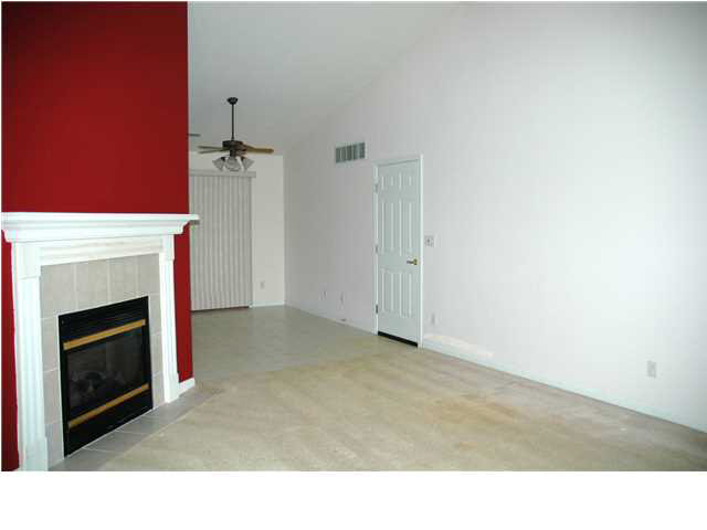 645 Hartford Dr, Jasper, IN 47546 photo 2