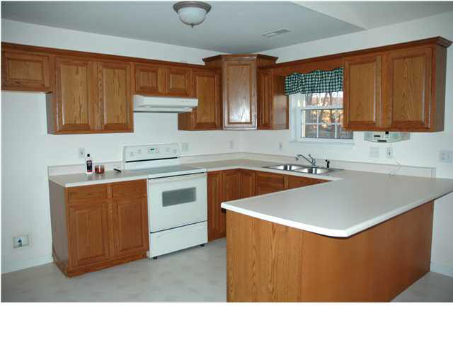 645 Hartford Dr, Jasper, IN 47546 photo 3