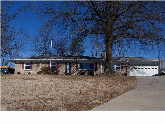 450 E Mount Pleasant Rd, Evansville, IN 47711 photo 1