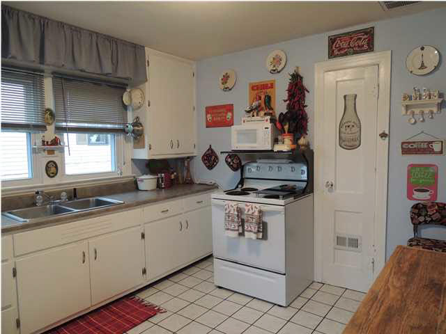 1107 S First St, Boonville, IN 47601 photo 7