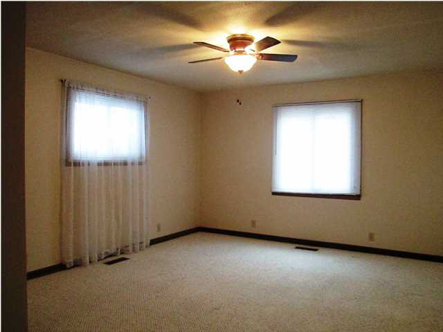 3319 N Eleventh Ave, Evansville, IN 47720 photo 6