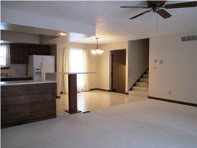 3319 N Eleventh Ave, Evansville, IN 47720 photo 5
