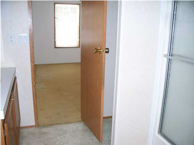312 N East St, Odon, IN 47562 photo 6