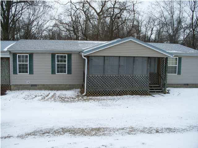 312 N East St, Odon, IN 47562 photo 9