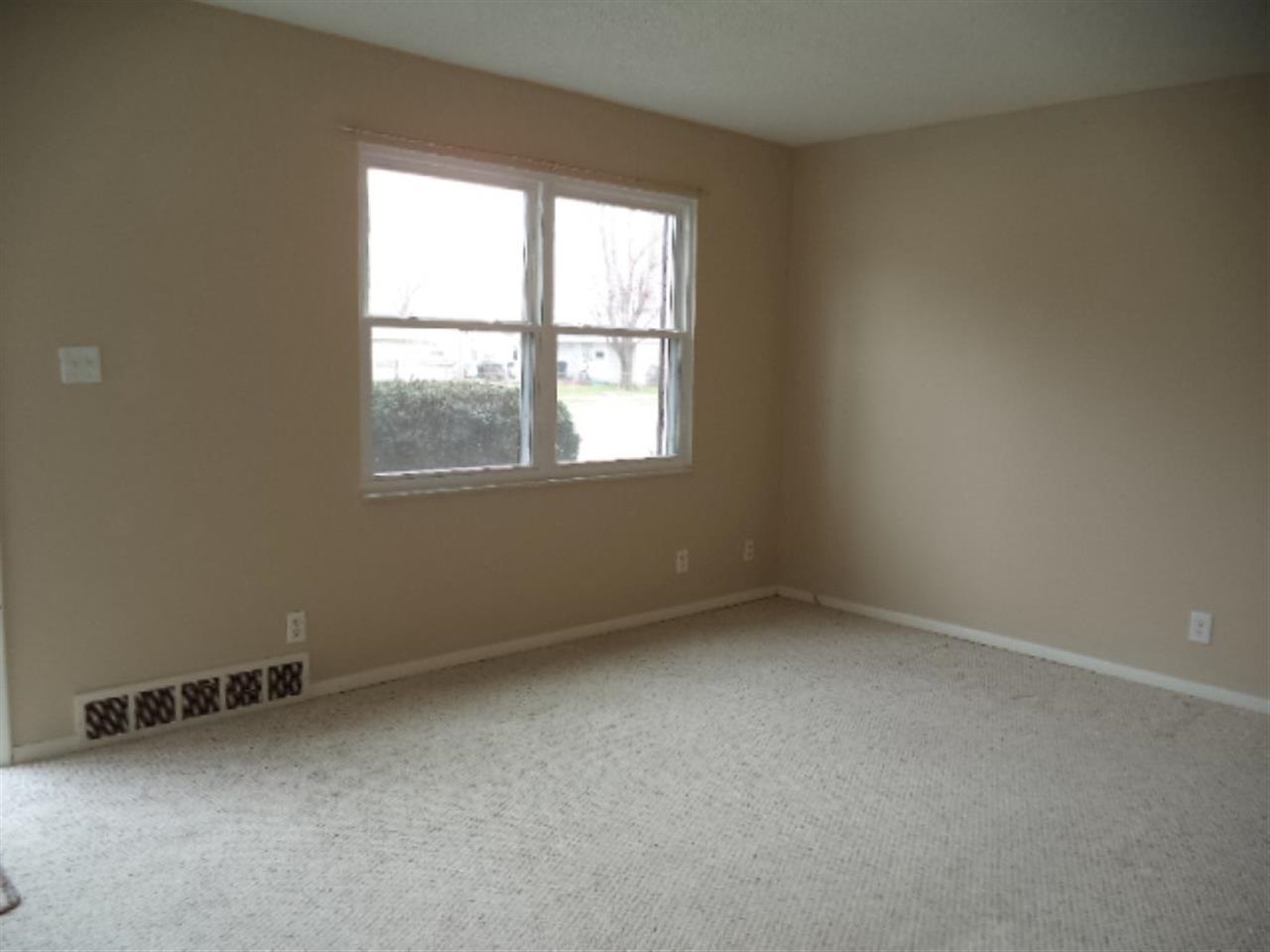 4307 Maxwell Ave, Evansville, IN 47715 photo 3