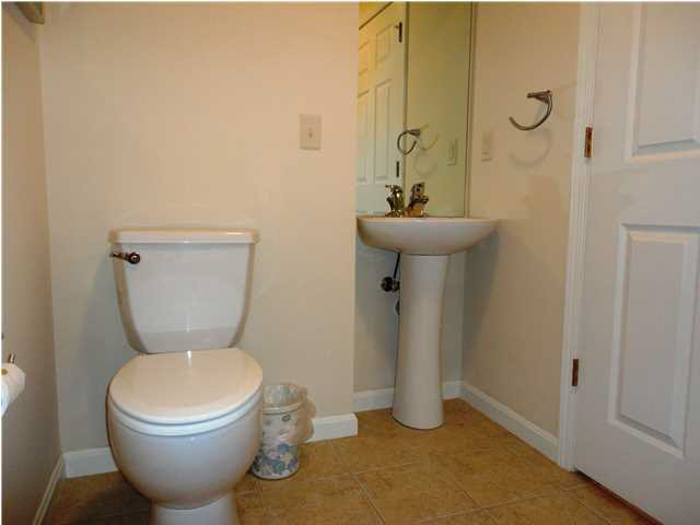 3325 Manhattan Blvd, Evansville, IN 47711 photo 9