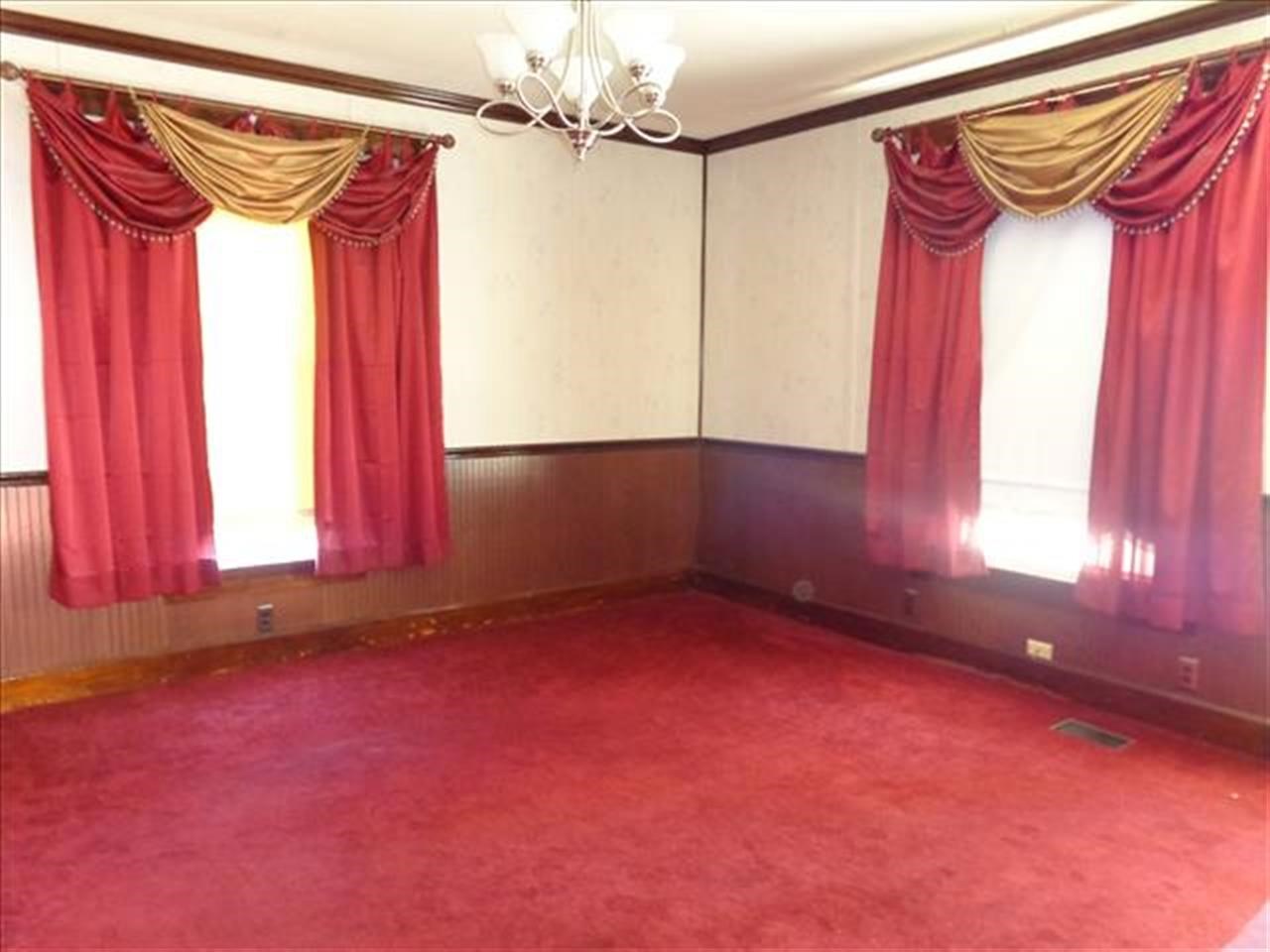 1121 E Walnut St, Boonville, IN 47601 photo 5