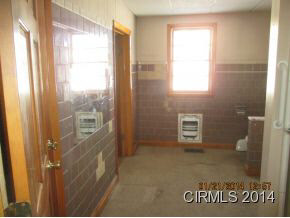 111 N Meridian St, Goldsmith, IN 46045 photo 5