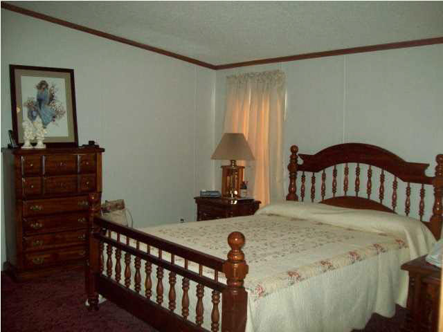219 E Water St, Mount Vernon, IN 47620 photo 9